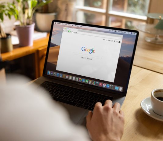 9 laži o pornografiji i kako je se osloboditi