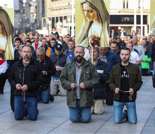 U subotu muškarci mole krunicu u 10-ak hrvatskih gradova