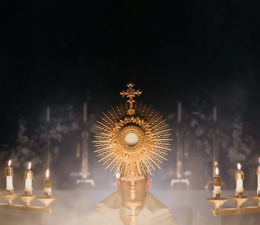 sv. don Bosco: Posjećujte često euharistijskog Spasitelja