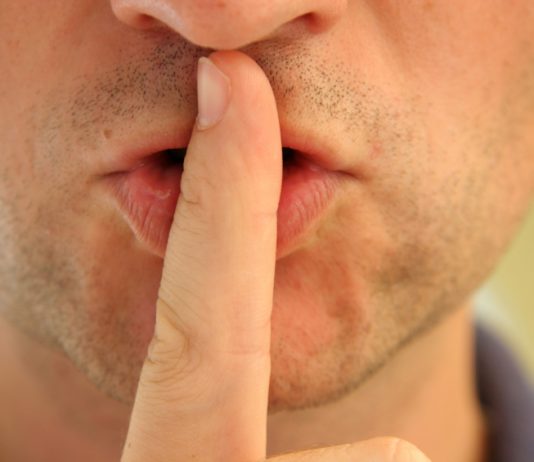 U redu je! Svi to rade!