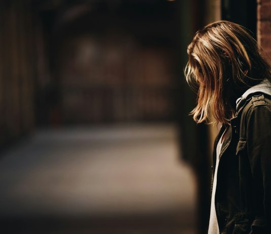 ŠTO UČINITI? Bi li pobačaj trebao biti dopušten u slučaju silovanja ili incesta?