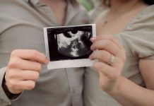 Indiana donosi zakon koji zahtijeva od učenika da gledaju videozapise o razvoju nerođene bebe u maternici