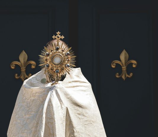 Tijelovo – blagdan Tijela i Krvi Kristove