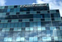 KONAČNO Zatvara se pet centara najveće klinike za pobačaje u SAD-u