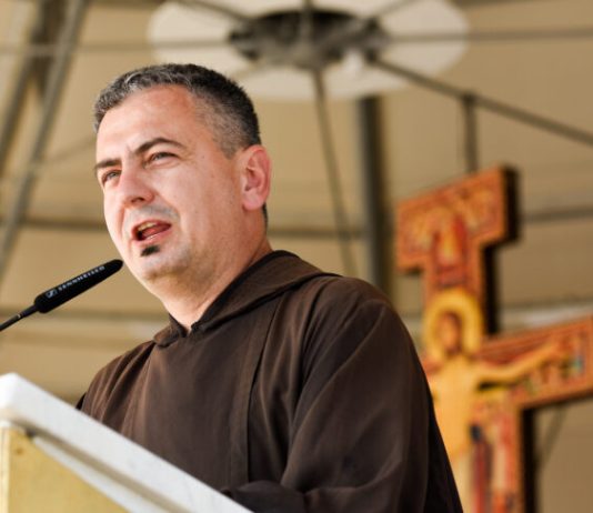 FRA IVICA VRBIĆ Nesvjesno optužujemo Boga za mnogo stvari koje se događaju