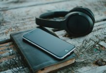 Broj preuzetih digitalnih Biblija lani premašio broj tiskanih