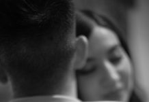 SVEĆENIK ODGOVARA Oboje smo katolici, ali ona ne prakticira svoju vjeru. Kako dalje?