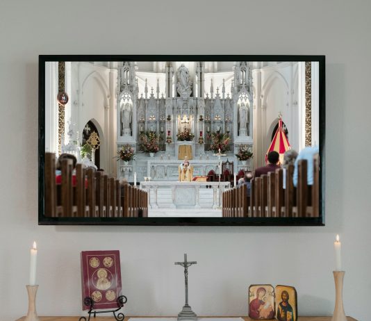 Euharistija se ne može živjeti preko televizije