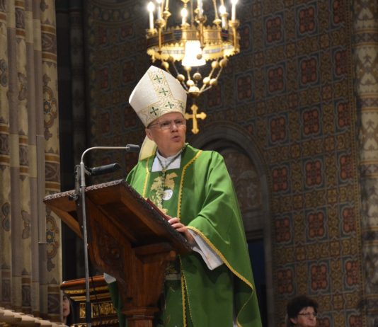 PORUKA NADBISKUPA HRANIĆA: Veliki je poziv za sve nas učiti govoriti o vjeri u Krista