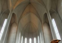 Njemački biskupi podijeljeni oko blagoslova za istospolne osobe