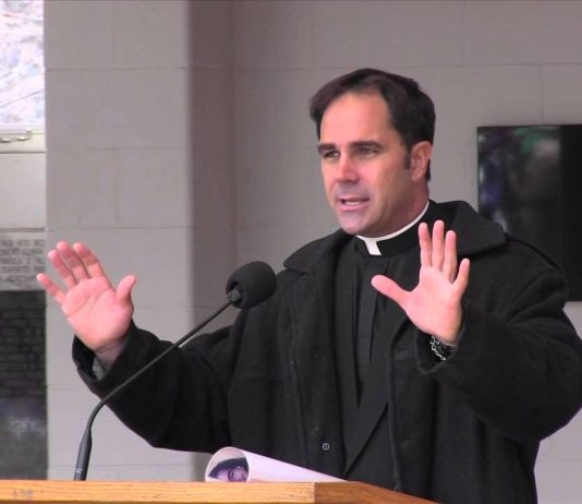 POTRESNO Od ovisnika do svećenika