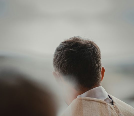 Postoji čovjek na zemlji koji nosi misterij toliko velik da ga čak i anđeli obožavaju