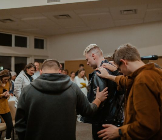 DOZNAJTE Što su to karizme?