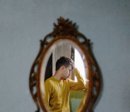 SVEĆENIK ODGOVARA Je li moguće imati homoseksualne sklonosti i biti katolik?