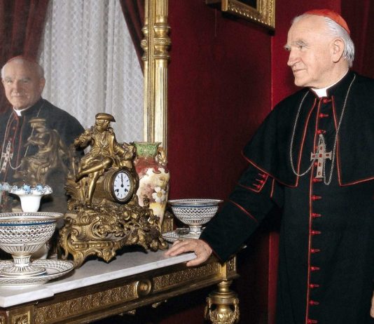 GOVORI NAM SLUGA BOŽJI FRANJO KUHARIĆ Sveta Mati Slobode