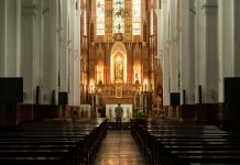 PROMISLI Sve je savršeno kad je čovjek s Bogom