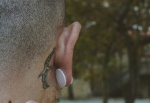 DOZNALI SMO Što Biblija kaže o tetovažama i ‘body piercingu’?