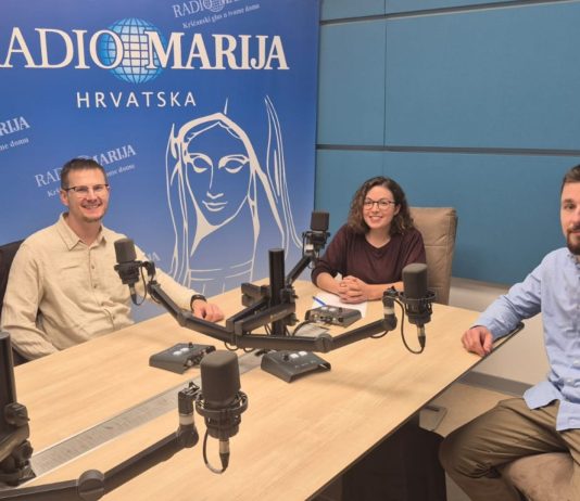 Vitezovi Bezgrešnog Srca Marijina gostovali su na Radio Mariji