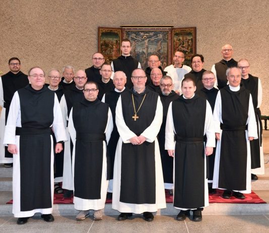 OVI REDOVNICI MOLE ZA VAS Pošaljite im svoje nakane