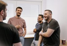 Moji su prijatelji antiteisti. Što da radim?