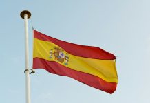 ŠPANJOLSKA: Dopušteno je moliti ispred bolnica