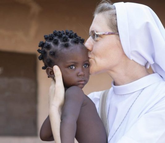 I JEDAN EURO JE DOVOLJAN Vrijeme je dobrih djela, stoga pomozimo!