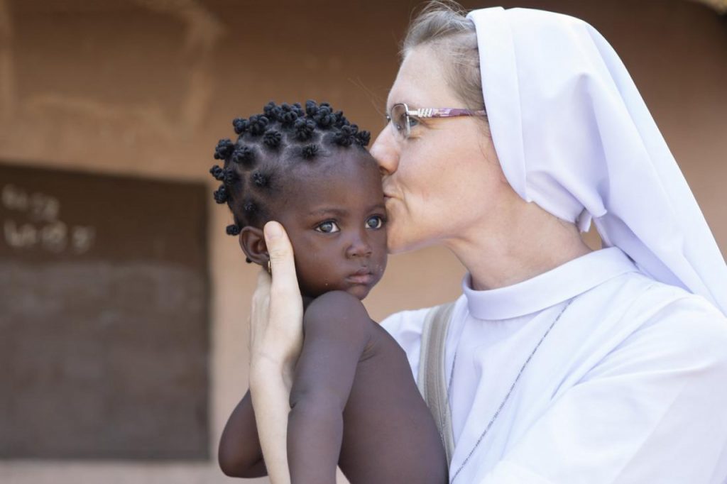 I JEDAN EURO JE DOVOLJAN Vrijeme je dobrih djela, stoga pomozimo!
