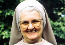 MAJKA ANGELICA Ljubav je odluka!