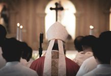 POSVOJI BISKUPA Izaberi jednog i moli za njega u ovoj godini!