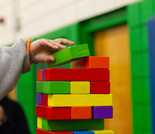 O važnosti igre i igračaka u razvoju djece