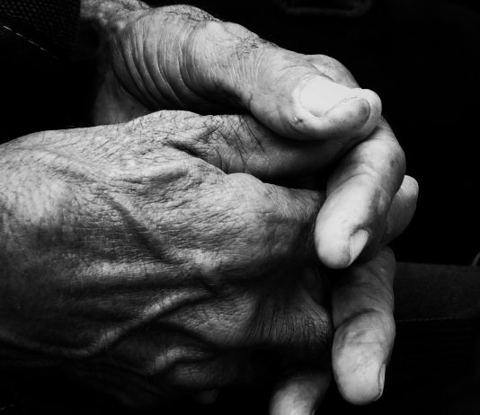 Ne podcjenjuj nikoga tko ima više od 50 godina