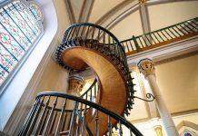 Čudesne stube svetog Josipa u Kapeli od Loretta