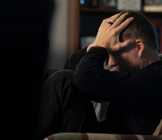 Kad se oca ušutka – kaos odgaja njegovu djecu