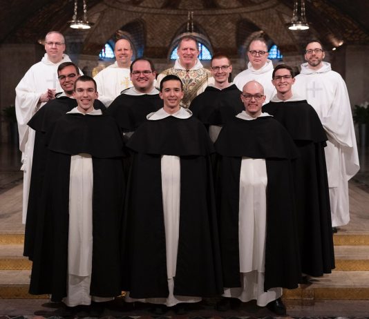 DOZNAJTE Što krasi dominikansku obitelj?