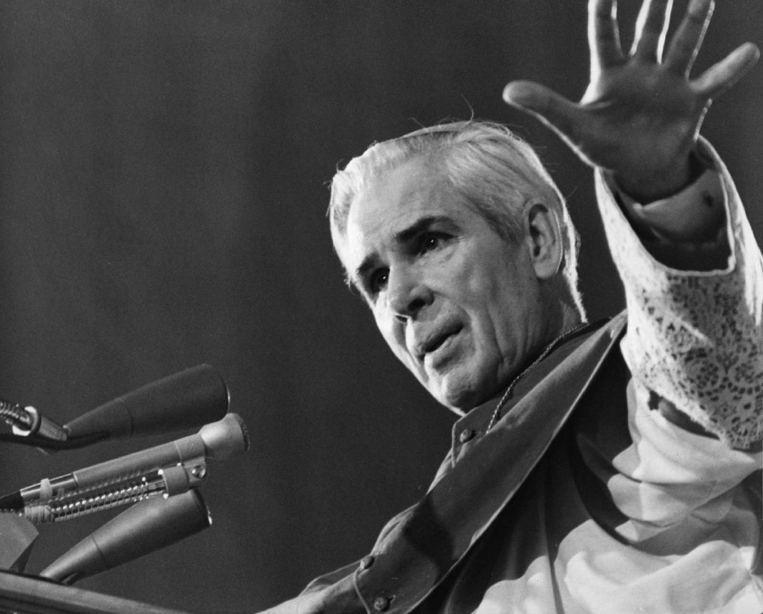 FULTON SHEEN: Ovo su 3 moćna alata u borbi protiv Zloga!