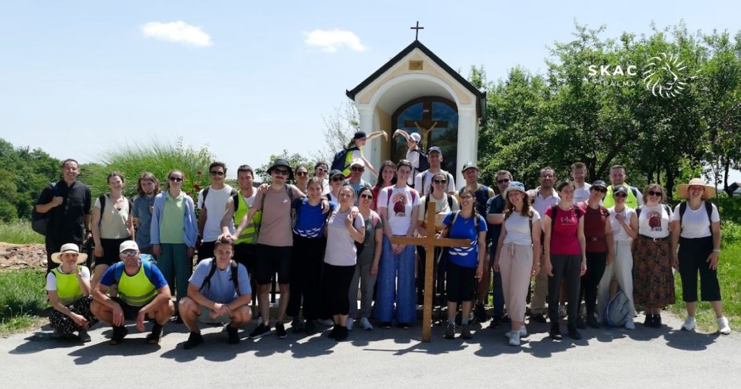 Želiš na SHKM, a ne znaš s kime? Evo ideje!