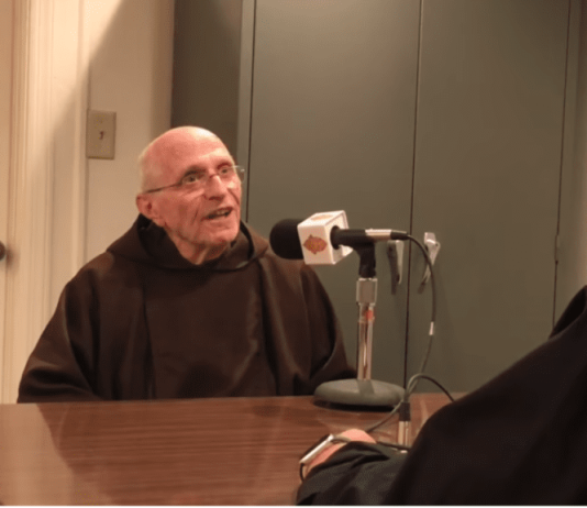 Preminuo je suradnik Padre Pija!