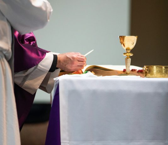 SVETOGRĐE S HOSTIJOM: Pripazi na ovo