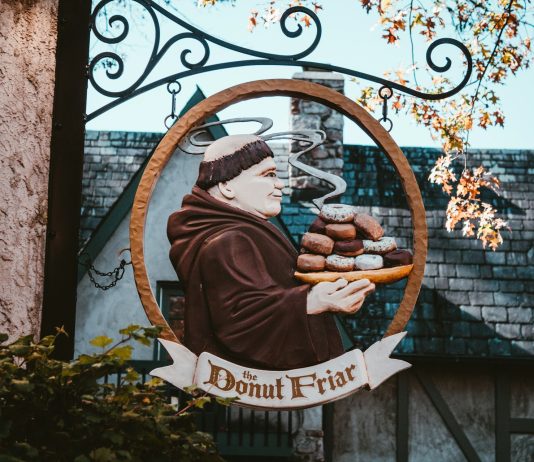 8 mitova o redovništvu