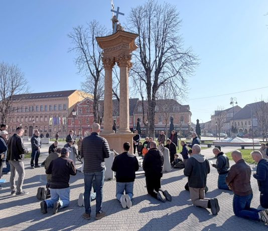 HRVATSKA GORI Ovako se molilo jučer diljem Lijepe Naše