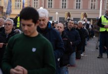 Ove prve subote muškarci mole krunicu na rekordnoj 31 lokaciji diljem Lijepe Naše