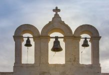 Zastani kada čuješ crkvena zvona