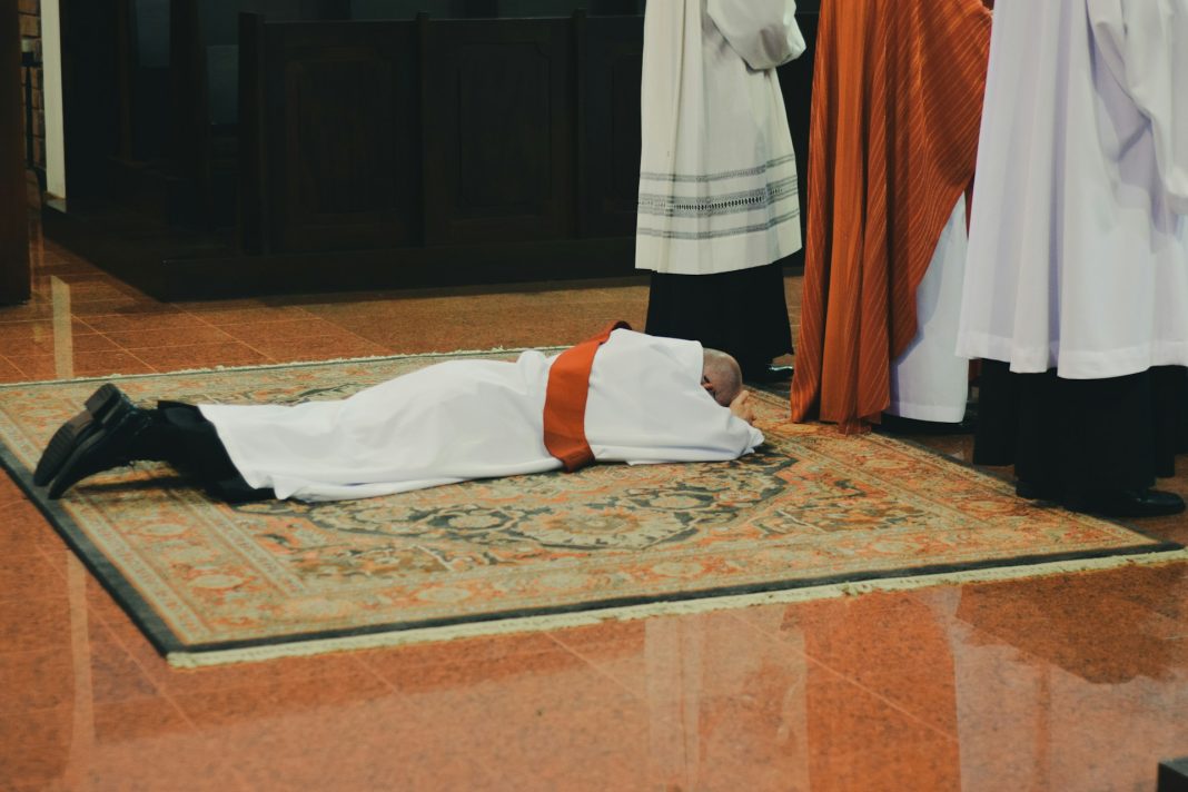 Vatikan: Papa ponovno upozorio Bratstvo sv. Pija na „raskolnički čin“
