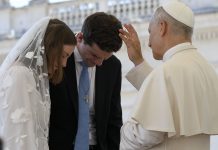 MLADENCI I PAPA Evo kako se možete susresti i što morate znati